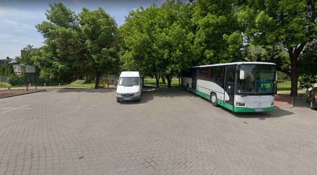 Balangi na&nbsp;parkingu